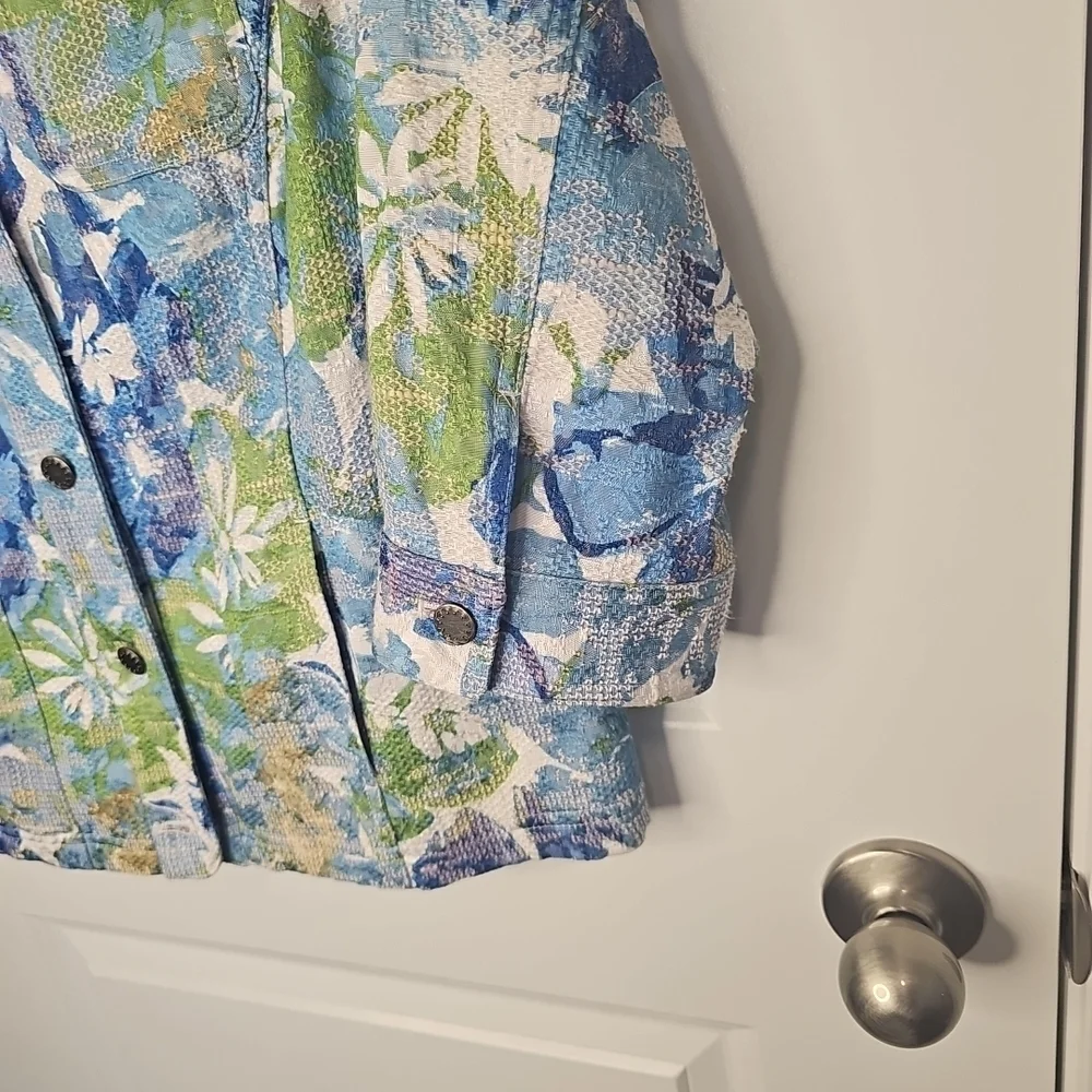 Christopher & Banks Floral Blue and Green Women's Jacket Size M‎